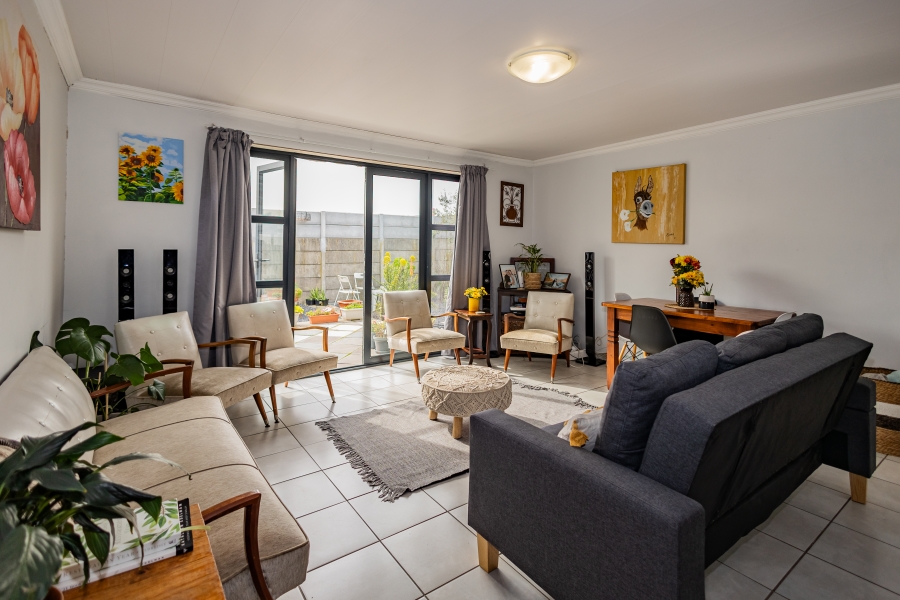 5 Bedroom Property for Sale in Loucharmante Western Cape